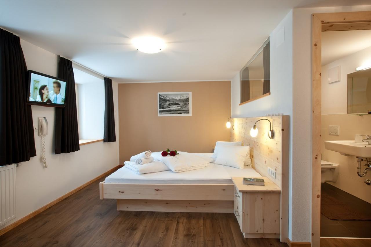Hotel Hofer Сан-Валентіно-Алла-Мута Екстер'єр фото